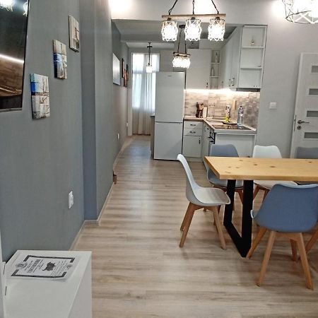 Apartment Sea Holidays Burgas City Eksteriør billede